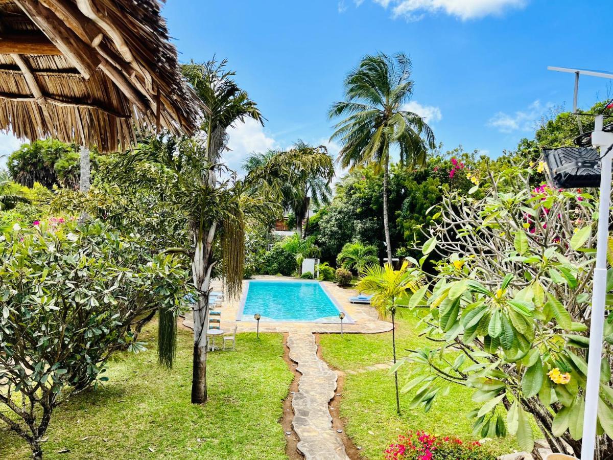 Apartmán White Nyumba Malindi Exteriér fotografie